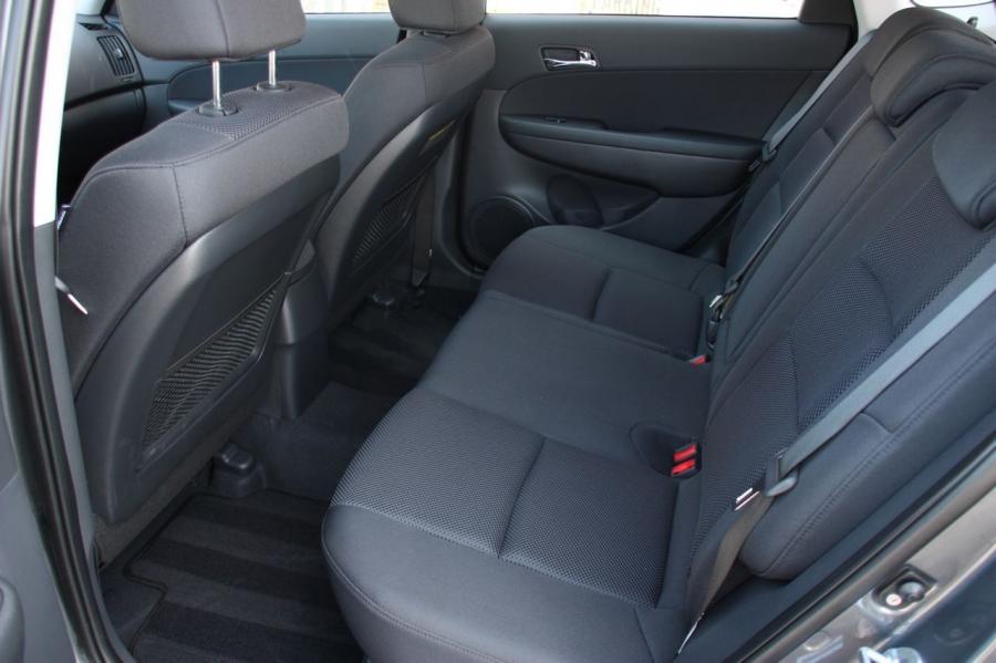  Hyundai Elantra Touring 2008 года  (фото 80 из 118)
